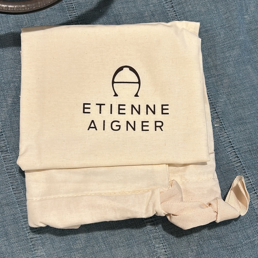 Etienne Aigner handbag - Picture 8 of 16
